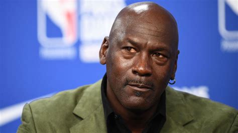 Michael Jordan reaches agreement to sell majority stake in Charlotte Hornets